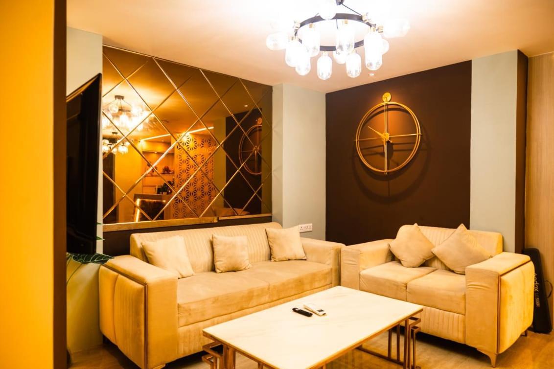 Hotel Silkhouse Premier Danapur Exteriér fotografie