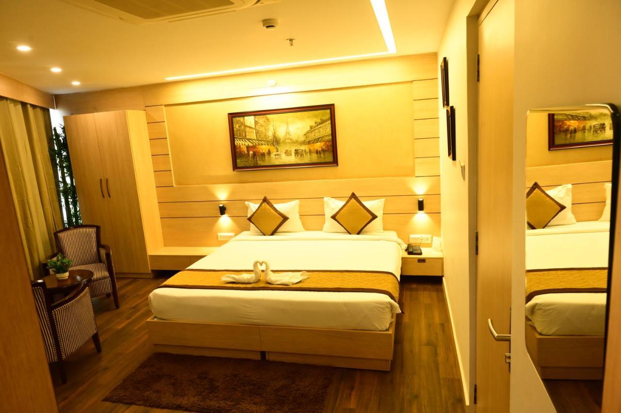 Hotel Silkhouse Premier Danapur Exteriér fotografie