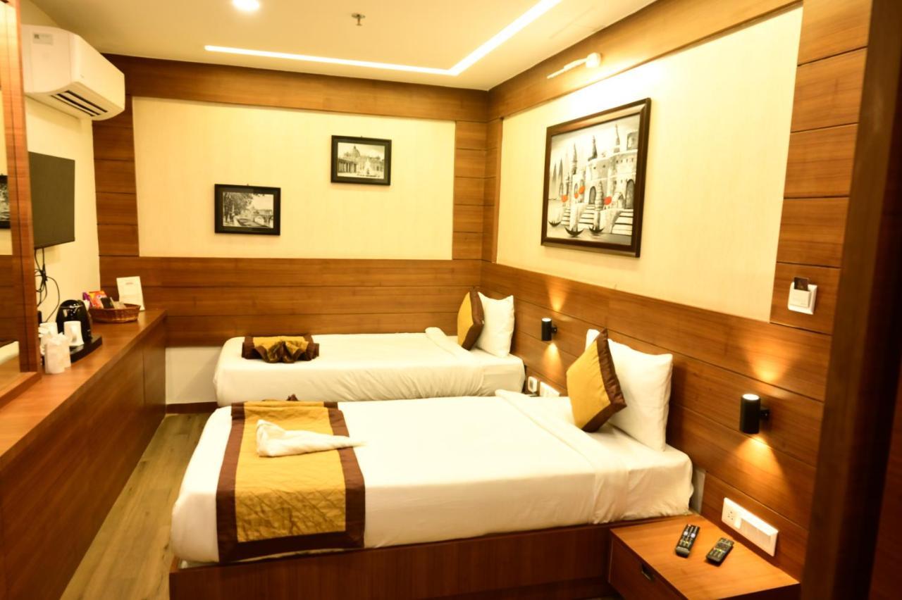 Hotel Silkhouse Premier Danapur Exteriér fotografie