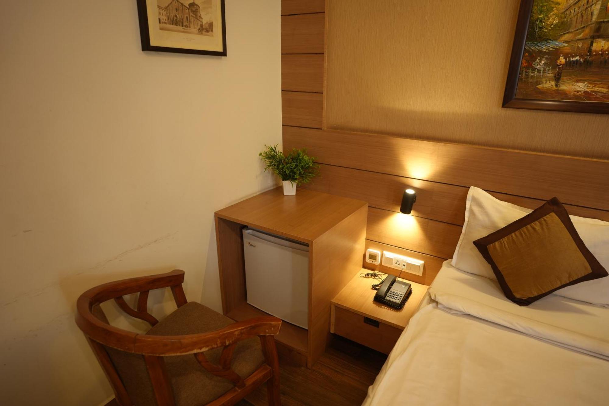 Hotel Silkhouse Premier Danapur Exteriér fotografie