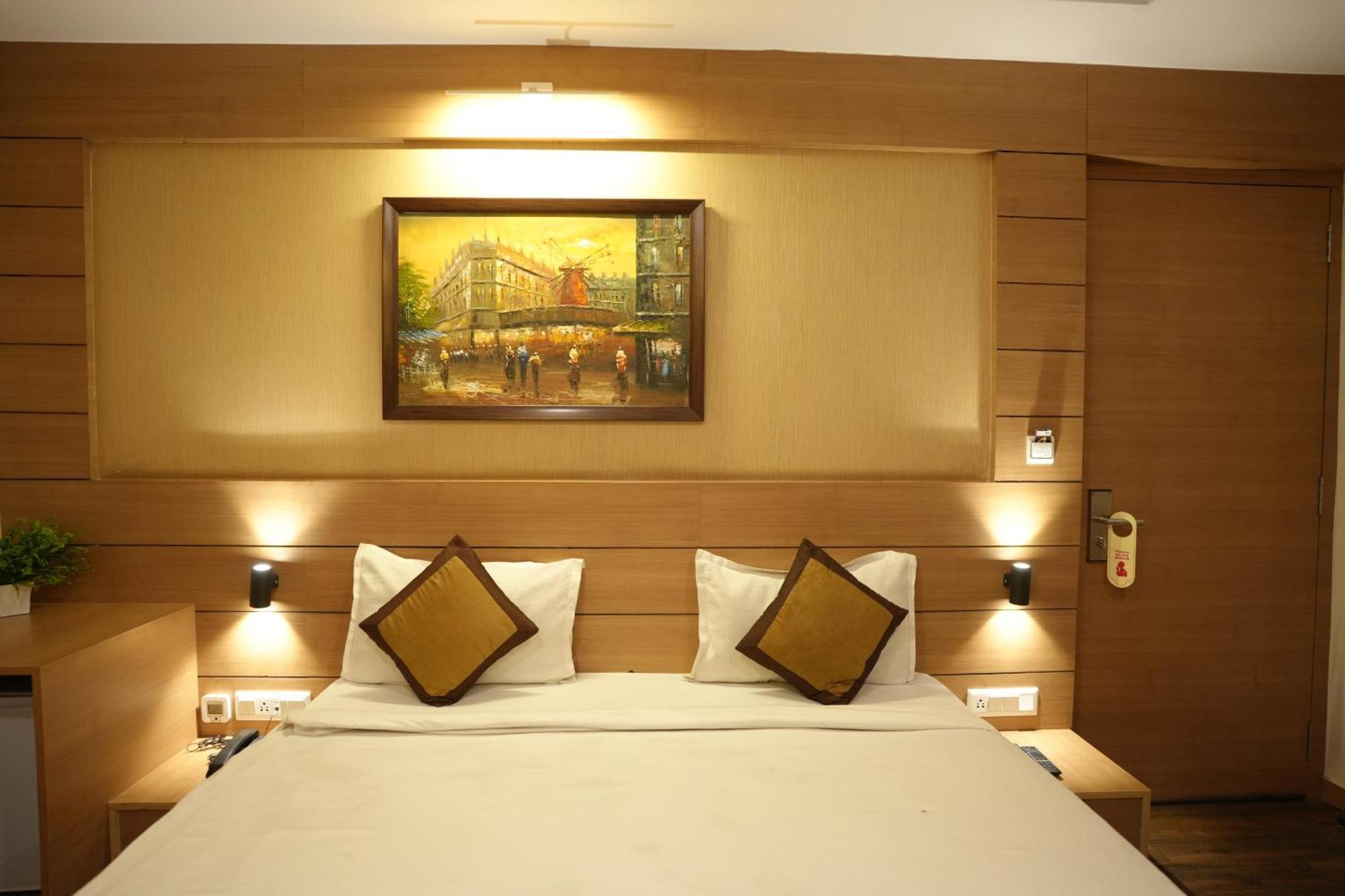 Hotel Silkhouse Premier Danapur Exteriér fotografie